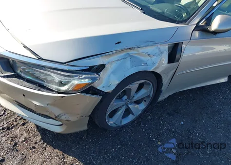 2018 Honda Accord Touring z USA, uszkodzony, nr VIN NY77581